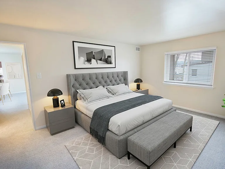 Delaire Landing Bedroom