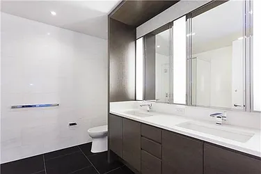 Rented by (Legacy) Elegran