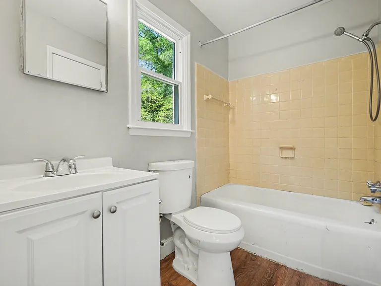 5439 Kerry Ln — Photo 15