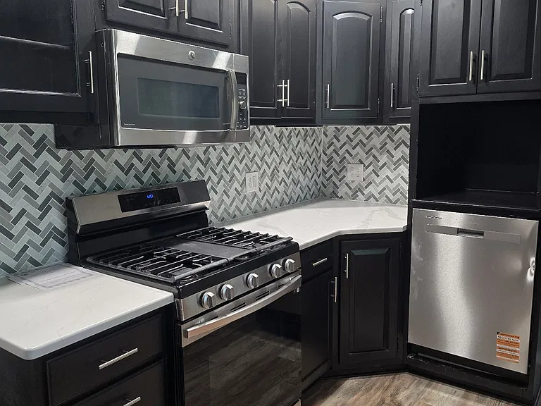 409 Vannest Ave #1 — Photo 8