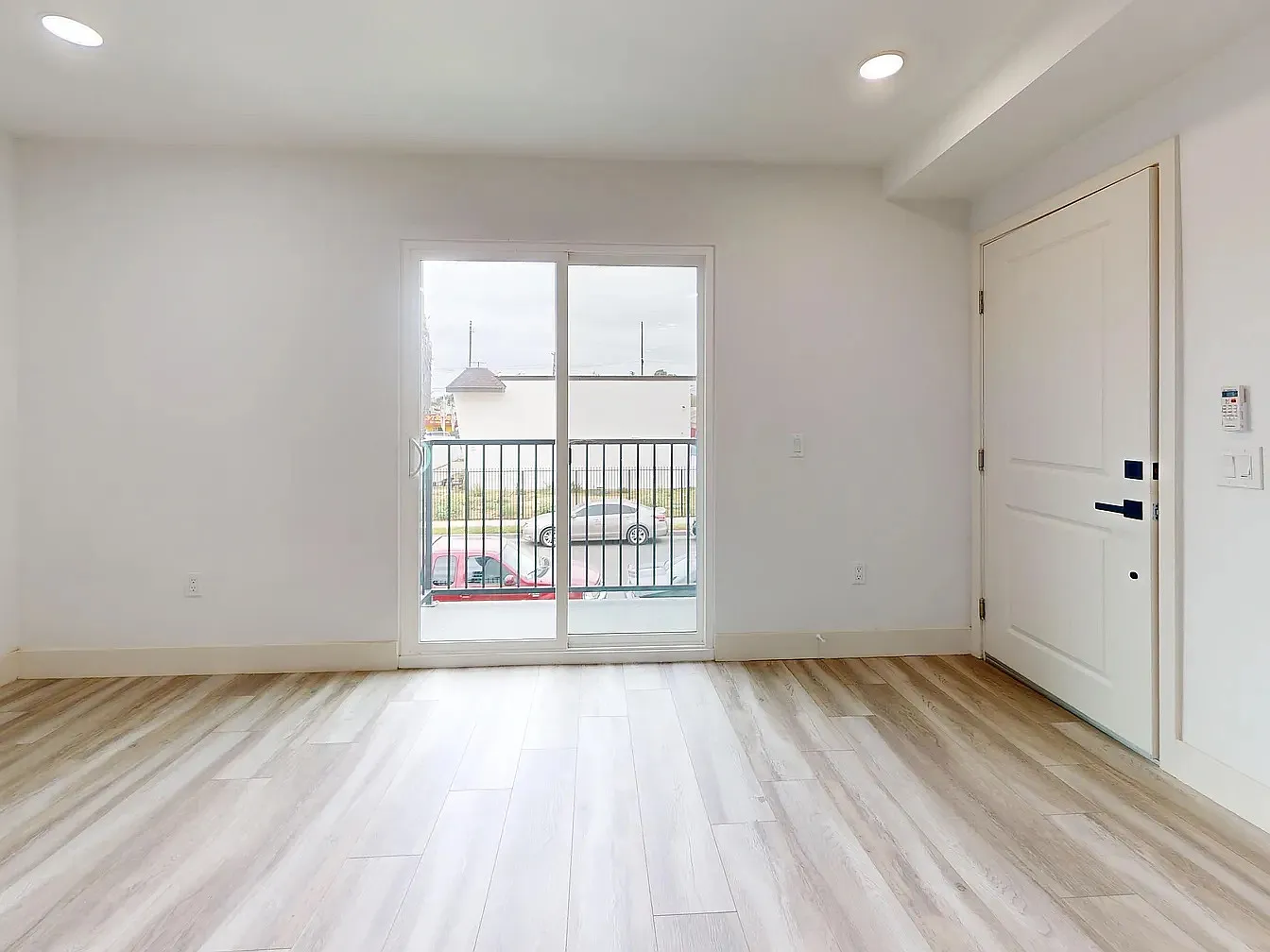 4 bed, 1780 sqft, $1,200 — Photo 3