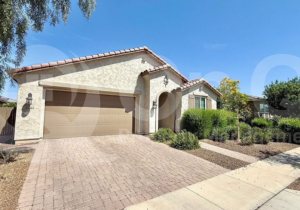 1st image of 14604 W Larkspur Dr