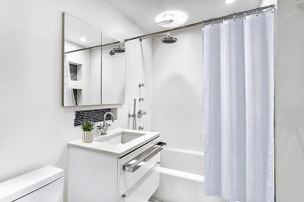 Sold by Compass | media 9