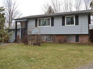 3836 Devton Dr, Columbus, OH 43228