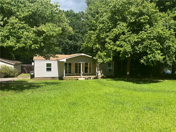 23018 McDonald Point Rd, Seneca, SC 29672