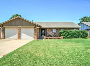 1047 W Churchill Way, Mustang, OK 73064