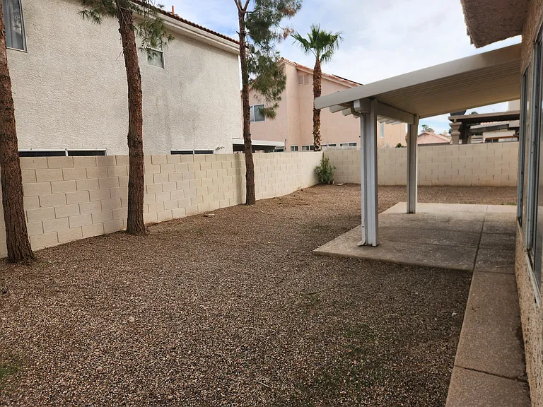 5724 Royal Castle Ln — Photo 6