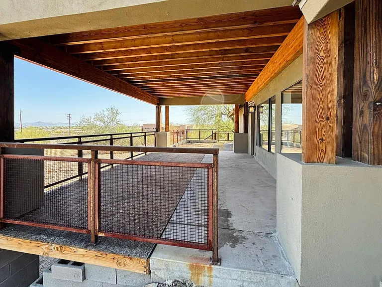 1750 W Pearce Rd — Photo 36