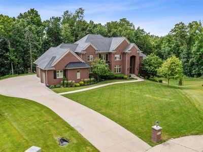 3028 Woodland Ridge Dr NE, Iowa City, IA, 52240