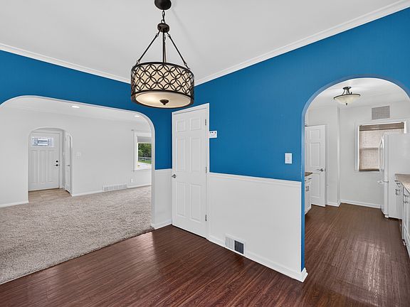 4th image of 5804 College Ave