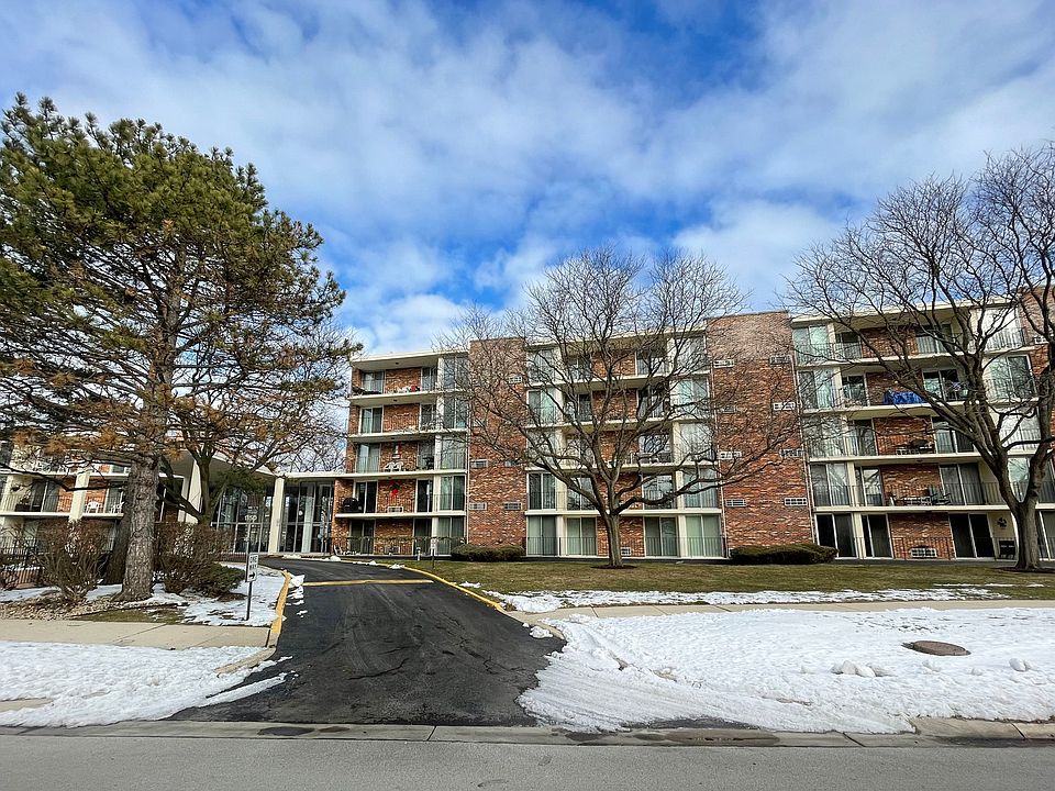 1st image of 1150 E Jackson St APT 4G