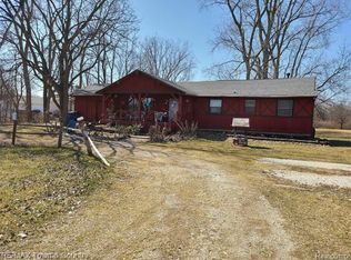 6476 Florence Dr, Flint, MI 48507