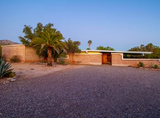 5880 N Cerrada Circa, Tucson, AZ 85718