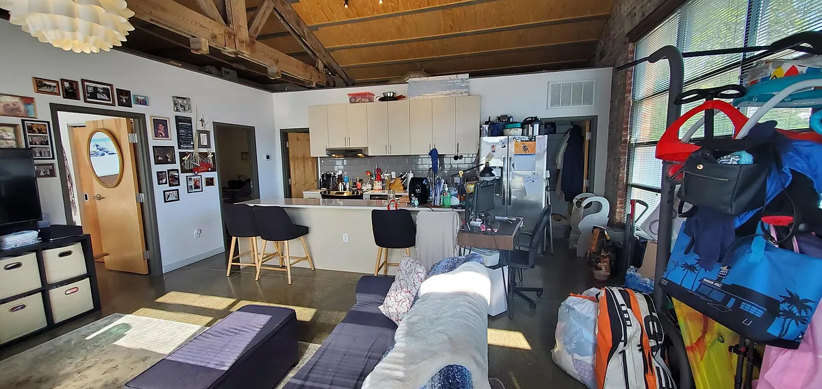 Building Photo - 408 N Henry St #408