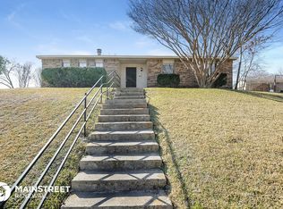 630 Randa Ln, Desoto, TX 75115