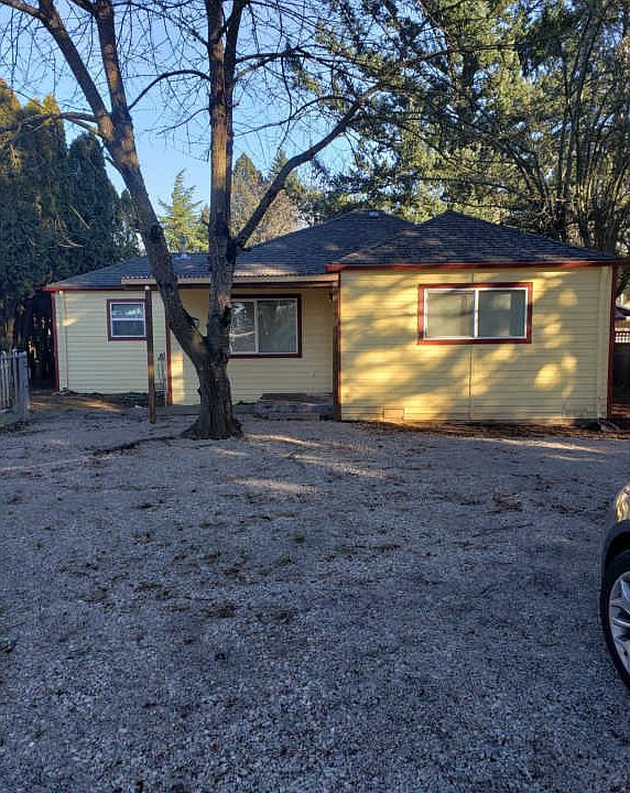 2nd image of 1100 SE 174th Ave