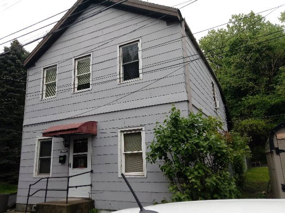 1st image of 398 Williams Street Aly