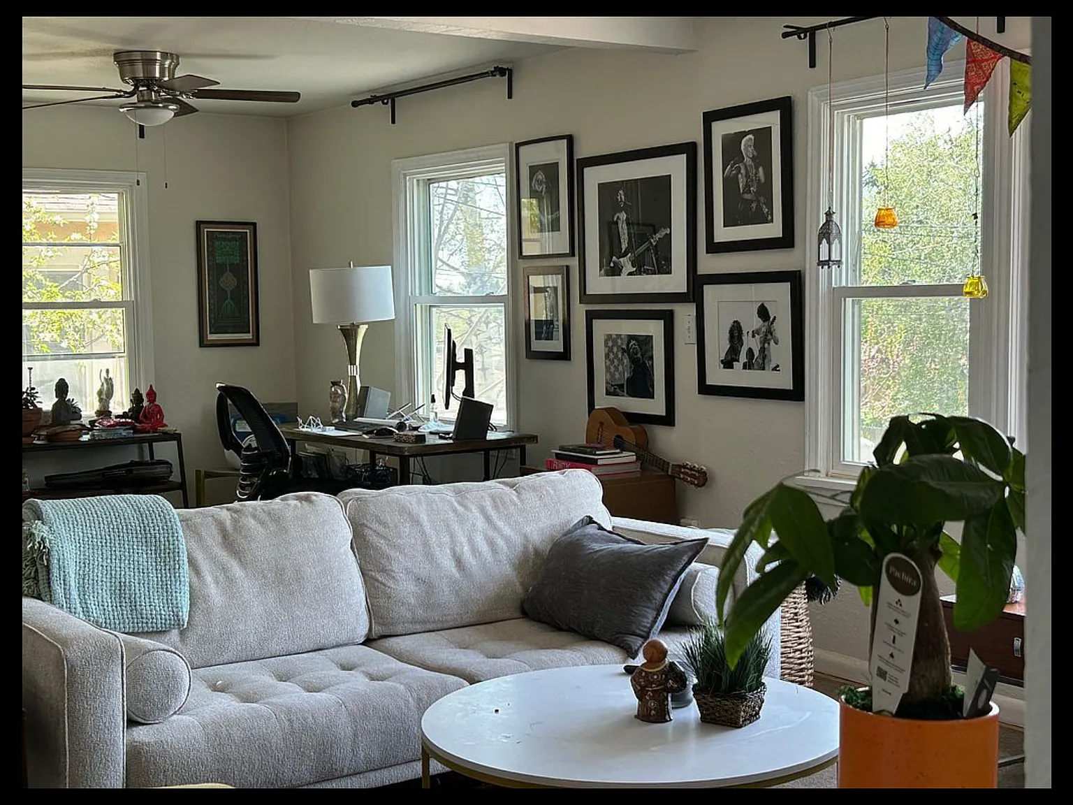 1228 N Meade Ave — Photo 3
