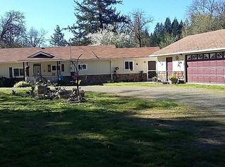 1544 Rockydale Rd, Cave Junction, OR 97523