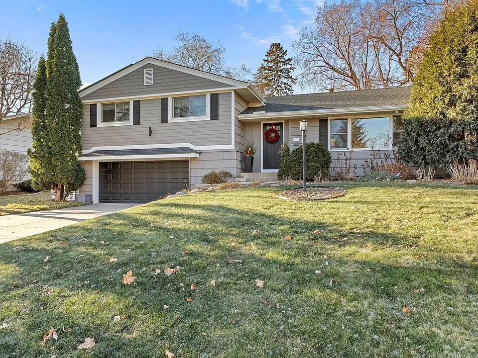 5112 Abercrombie Dr