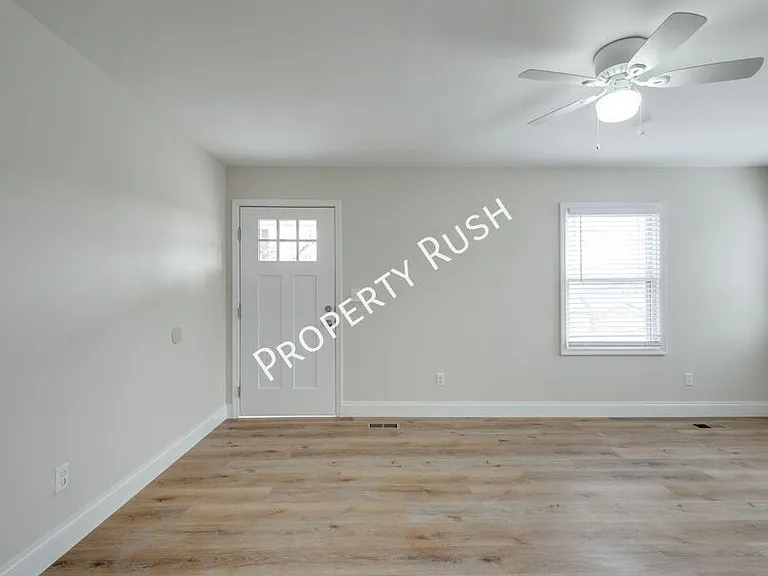 248 East Ave — Photo 6