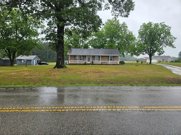 949 Tar Heel Rd, Tar Heel, NC 28392