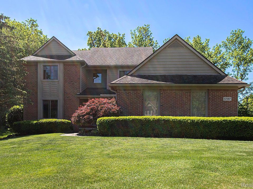 1st image of 57287 Hidden Timbers Dr