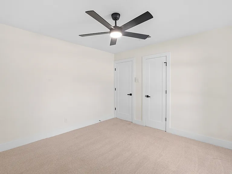 3234 Castle Rock Ln — Photo 18