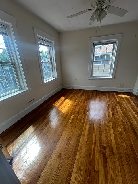 303 Newton St #12