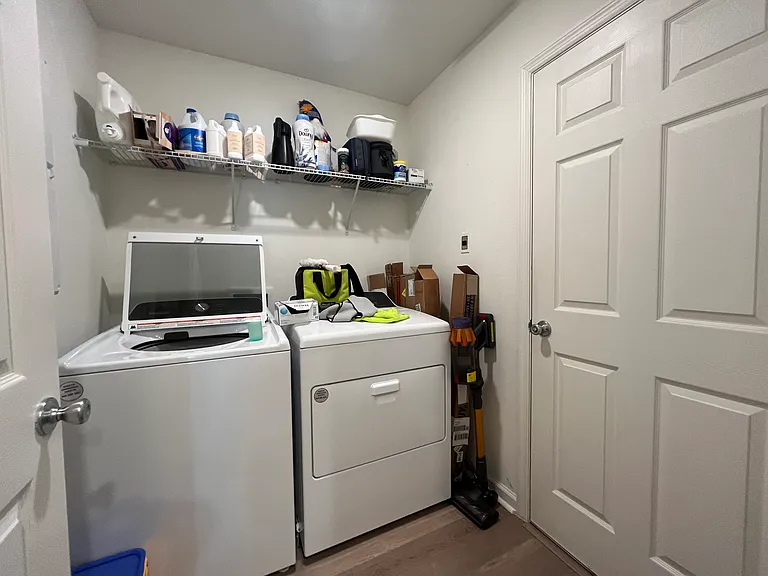 100 Signet Cir — Photo 18