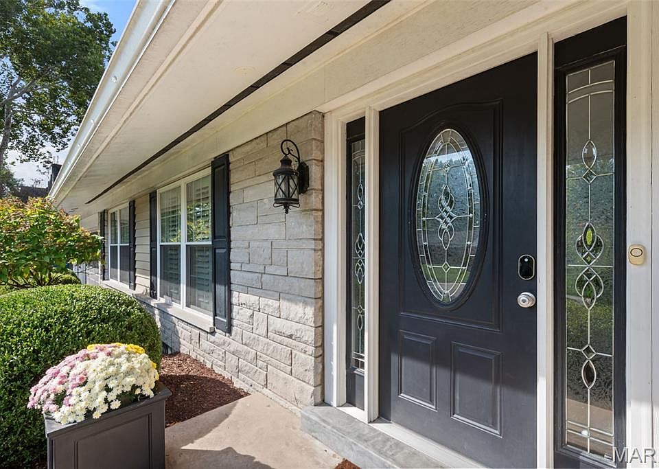 423 Parkland Ave, Saint Louis, MO 63122 | Zillow