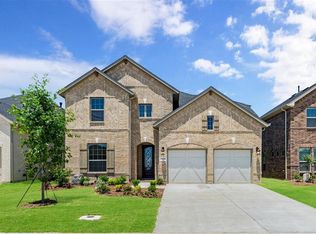 11490 Misty Ridge Dr, Roanoke, TX 76262