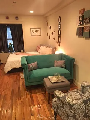 Rented by City Connections Realty | media 9