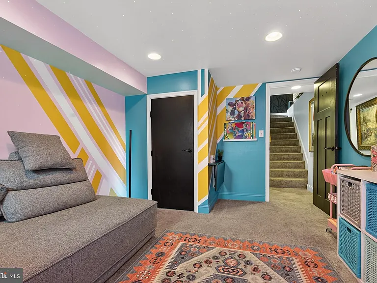 3200 Fleet St — Photo 32
