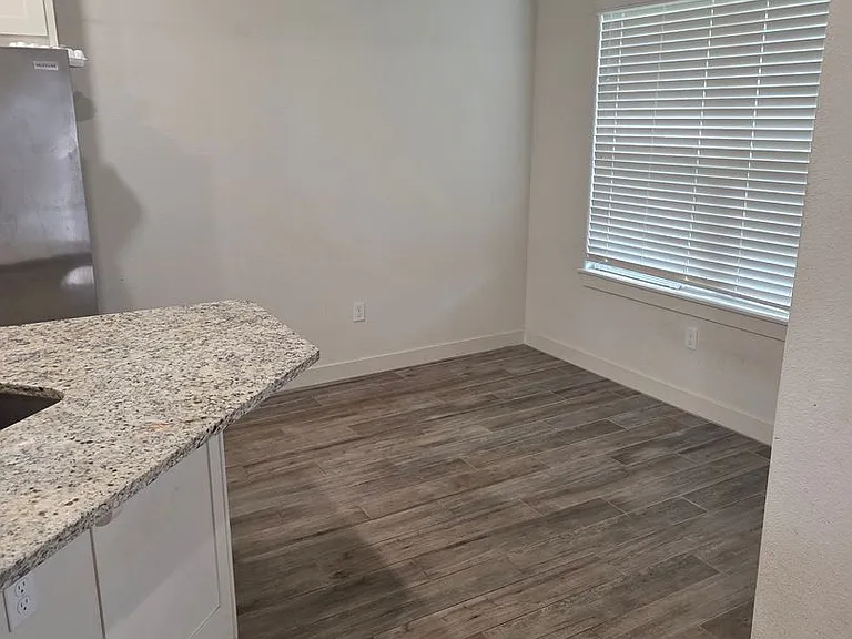 2143 Sweetwater Ranch Ave — Photo 4