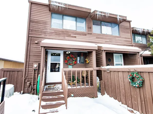 1723 42nd St S, Fargo, ND 58103