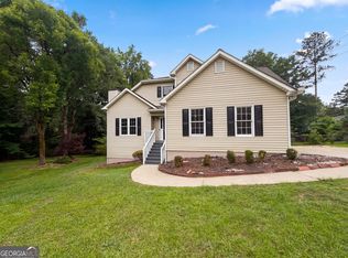3162 Oak Leaf Ct SW, Marietta, GA 30064