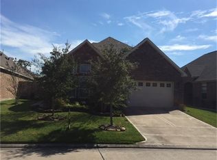 1634 S Primavera Dr, Pearland, TX 77581