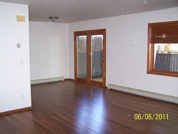 3rd image of 1343 Kuykendall St