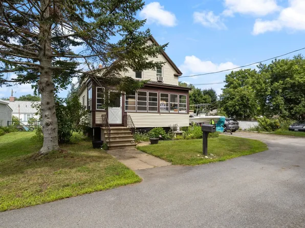 6 Brick Street, Somersworth, NH 03878