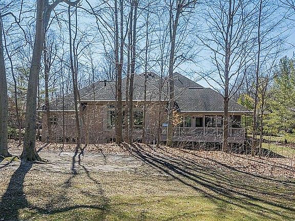 2nd image of 4514 Cross Creek Dr