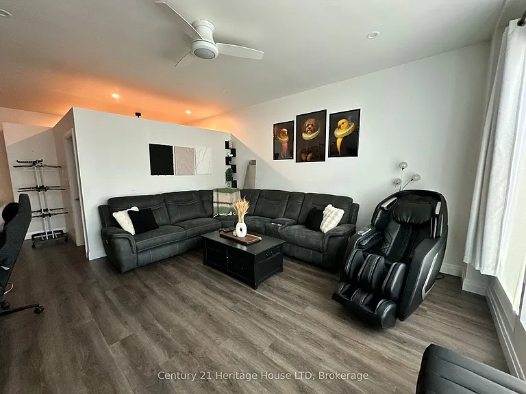 591 Niagara Blvd #9 — Photo 10