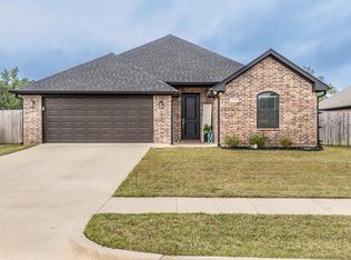 11519 Lindsey Garden Dr, Tyler, TX 75709