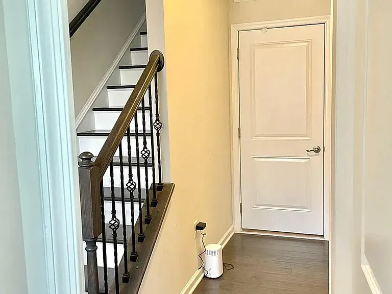 3634 Commodore Joshua Barney Dr NE — Photo 21