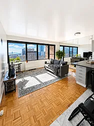 135 Montgomery Street, #15B