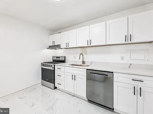 1836 Metzerott Rd APT T3, Hyattsville, MD 20783