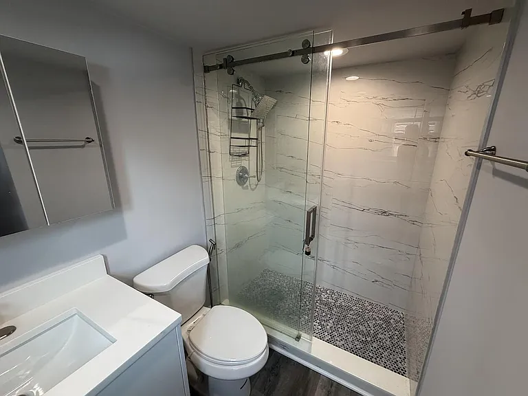 320 SW 1st St #D-4 — Photo 12