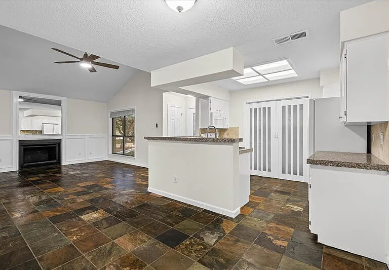 361 Fantail Loop — Photo 3