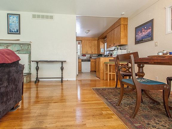 Dining Room to Kitchen