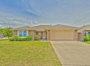 2533 Fawn Run Xing, Norman, OK 73071